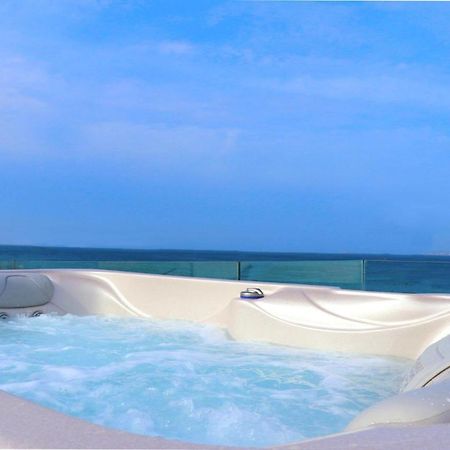 Beach Apartment Thalia With Hot Tub And Sea View Agios Prokopios  Exterior foto